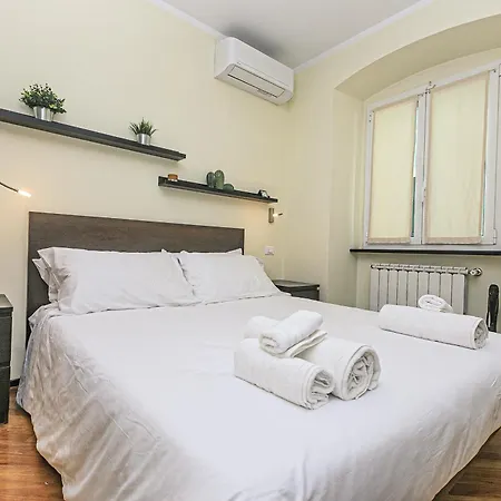 Iflat Mare Fuori Генуя